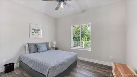 Bedroom - 500 Big Cedar Dr, Camdenton, MO 65020 photo 3 of 9