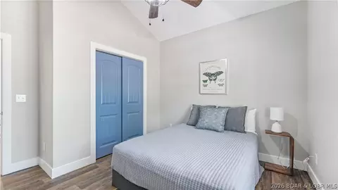 Bedroom - 500 Big Cedar Dr, Camdenton, MO 65020 photo 4 of 9
