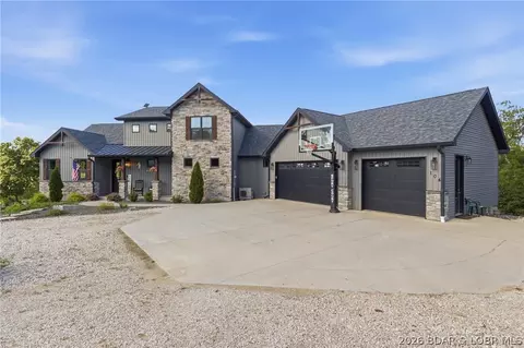 Exterior - 104 Oak Hill Rd, Eldon, MO 65026 photo 8 of 13