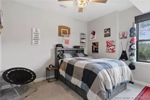 Bedroom - 104 Oak Hill Rd, Eldon, MO 65026 photo 4 of 11
