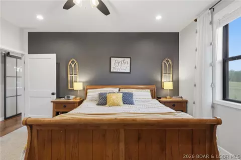Bedroom - 104 Oak Hill Rd, Eldon, MO 65026 photo 2 of 11