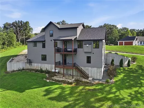 Exterior - 104 Oak Hill Rd, Eldon, MO 65026 photo 3 of 13