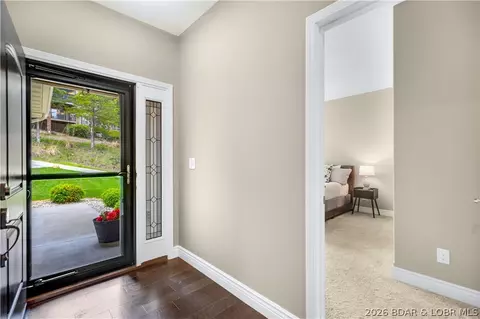 Entry Way - 32 Ledgeview Dr, Camdenton, MO 65020 photo 1 of 2
