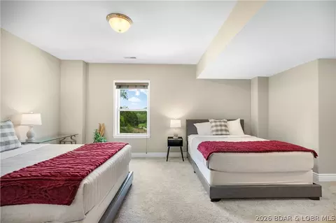 Bedroom - 32 Ledgeview Dr, Camdenton, MO 65020 photo 8 of 9