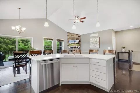 Kitchen - 32 Ledgeview Dr, Camdenton, MO 65020 photo 1 of 2