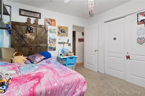 Bedroom - 5 Rayburn Dr, Kaiser, MO 65047 photo 3 of 13