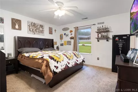 Bedroom - 5 Rayburn Dr, Kaiser, MO 65047 photo 4 of 13