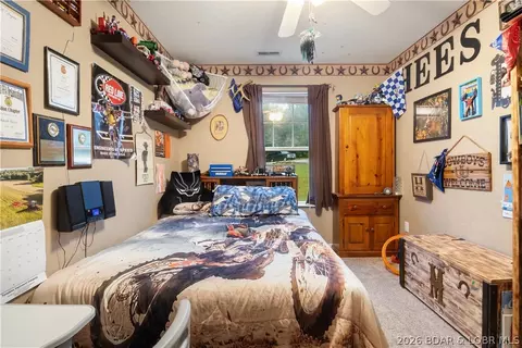 Bedroom - 5 Rayburn Dr, Kaiser, MO 65047 photo 12 of 13