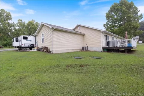 Exterior - 5 Rayburn Dr, Kaiser, MO 65047 photo 4 of 7