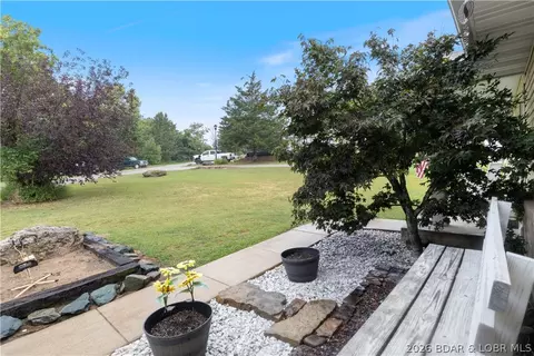 Exterior - 5 Rayburn Dr, Kaiser, MO 65047 photo 6 of 7