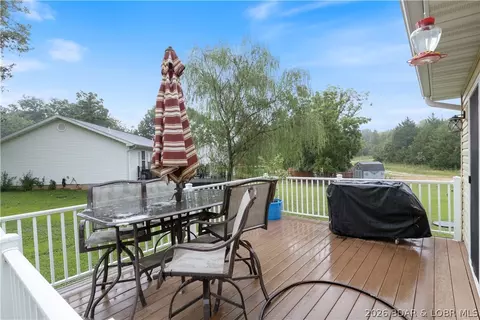 Exterior - 5 Rayburn Dr, Kaiser, MO 65047 photo 3 of 7