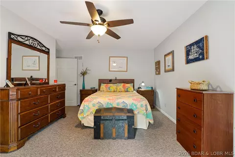 Bedroom - 4864 Whispering Timbers Rd, Stover, MO 65078 photo 4 of 8