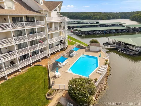 Exterior - 4800 Eagleview Dr #312, Osage Beach, MO 65065 photo 10 of 11