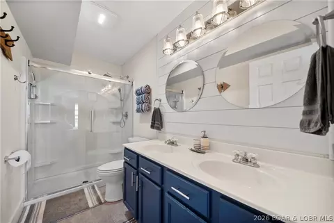 Bath - 4800 Eagleview Dr #312, Osage Beach, MO 65065 photo 2 of 3