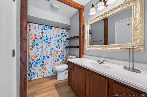 Bath - 251 Maple Rd #3B, Lake Ozark, MO 65049 photo 1 of 2
