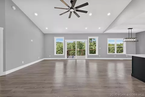 Living - 87 Spring Rd, Lake Ozark, MO 65049 photo 2 of 7