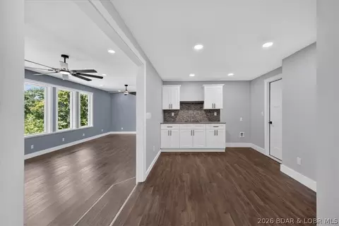 Entry Way - 87 Spring Rd, Lake Ozark, MO 65049 photo 10 of 13