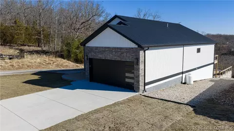 224 Park Place Dr, Kaiser, MO 65047 photo 5