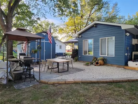 Exterior - 210 Jim St, Eldon, MO 65026 photo 4 of 10