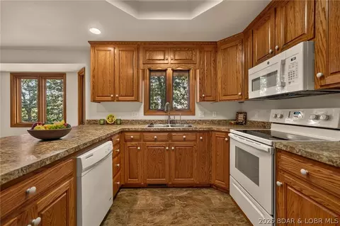 Kitchen - 9223 State Highway Bb, Eugene, MO 65032 photo 2 of 3