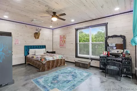 Bedroom - 2721 Highway 52, Eldon, MO 65026 photo 9 of 9