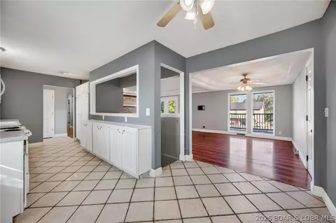 Entry Way - 236 Sunset Dr, Camdenton, MO 65020 photo 4 of 11