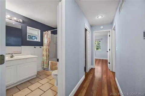 Entry Way - 236 Sunset Dr, Camdenton, MO 65020 photo 7 of 11