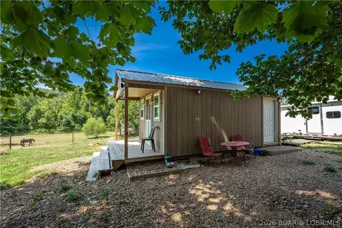Exterior - 68 Knobby Rd, Edwards, MO 65326 photo 6 of 7