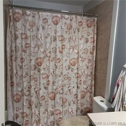 Bath - 12831 Oak Leaf Dr, Versailles, MO 65084 photo 3 of 3