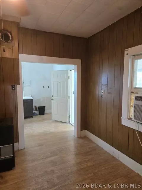 Entry Way - 208 Main, Stover, MO 65078 photo 3 of 34