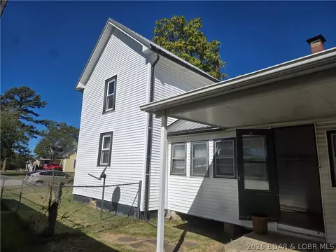 Exterior - 208 Main, Stover, MO 65078 photo 8 of 10