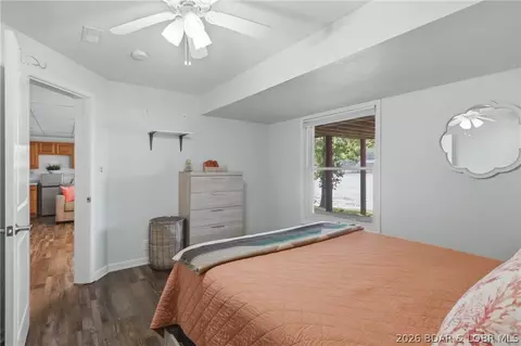 Bedroom - 709 Swaying Oak Dr, Roach, MO 65787 photo 8 of 8