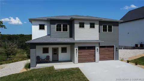 Exterior - 5543 Deephaven Ln, Osage Beach, MO 65065 photo 4 of 9