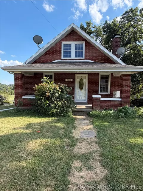 2032 St Louis Rd, Jefferson City, MO 65101