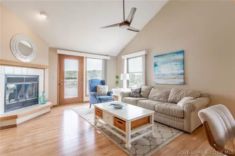 Living - 210 Bluff Blvd #4B, Camdenton, MO 65020 photo 2 of 6