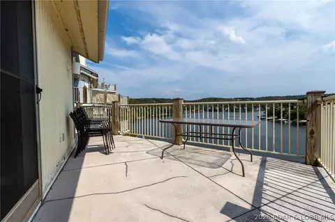 Exterior - 210 Bluff Blvd #4B, Camdenton, MO 65020 photo 6 of 17