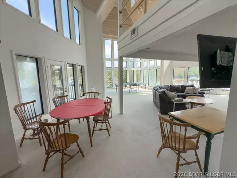 Dining - 210 Bluff Blvd #4B, Camdenton, MO 65020 photo 2 of 2