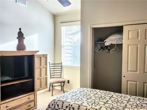 Bedroom - 42 Cottage Park W, Camdenton, MO 65020 photo 2 of 5