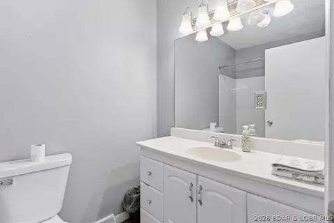 Bath - 1007 Lawson Ave, Eldon, MO 65026 photo 1 of 2