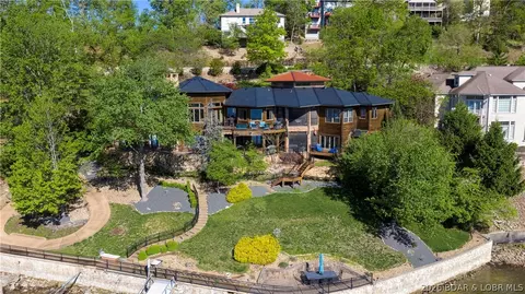 864 Eagle Dr, Four Seasons, MO 65049