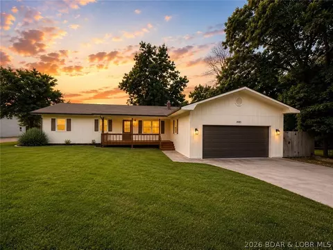 4585 Deer Run Dr, Osage Beach, MO 65065
