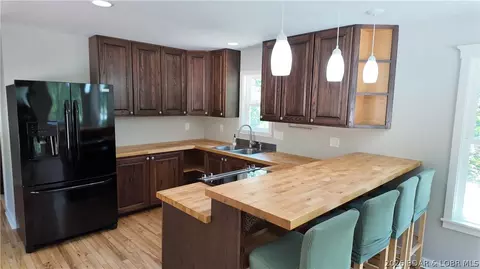 Kitchen - 140 Bunker Rd, Eldon, MO 65026 photo 1 of 2