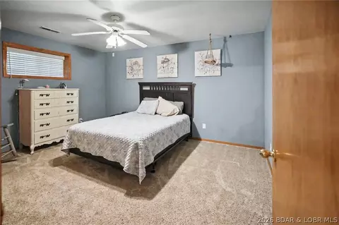 Bedroom - 25211 Waterview Ln, Shell Knob, MO 65747 photo 2 of 4