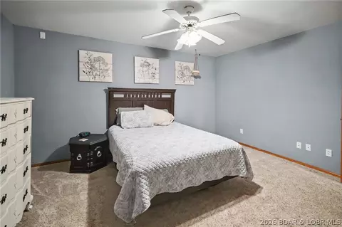 Bedroom - 25211 Waterview Ln, Shell Knob, MO 65747 photo 1 of 4