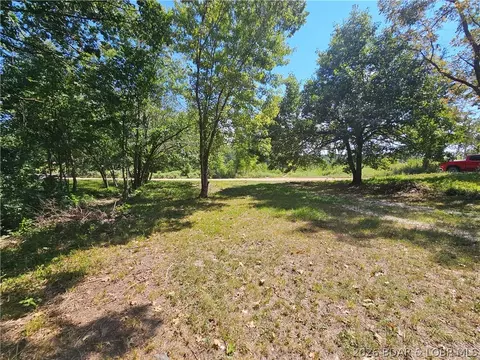 585 W Lakeview Dr, Eldon, MO 65026 photo 7