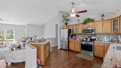 Kitchen - 16 Bitterhill Rd, Eldon, MO 65026 photo 3 of 4