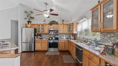 Kitchen - 16 Bitterhill Rd, Eldon, MO 65026 photo 2 of 4