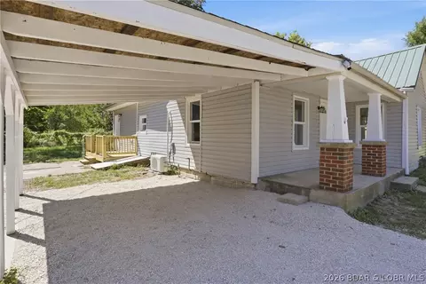 Exterior - 414 Court St, Eldon, MO 65026 photo 1 of 4