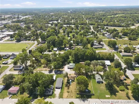 View/Area - 414 Court St, Eldon, MO 65026 photo 1 of 4