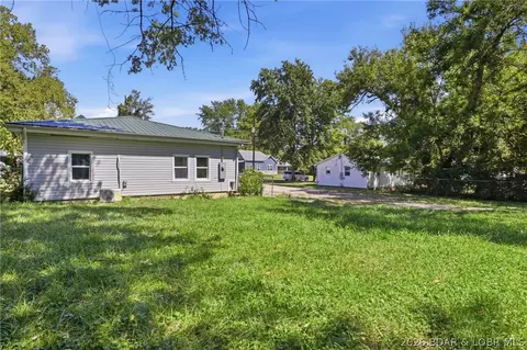 Exterior - 414 Court St, Eldon, MO 65026 photo 4 of 4